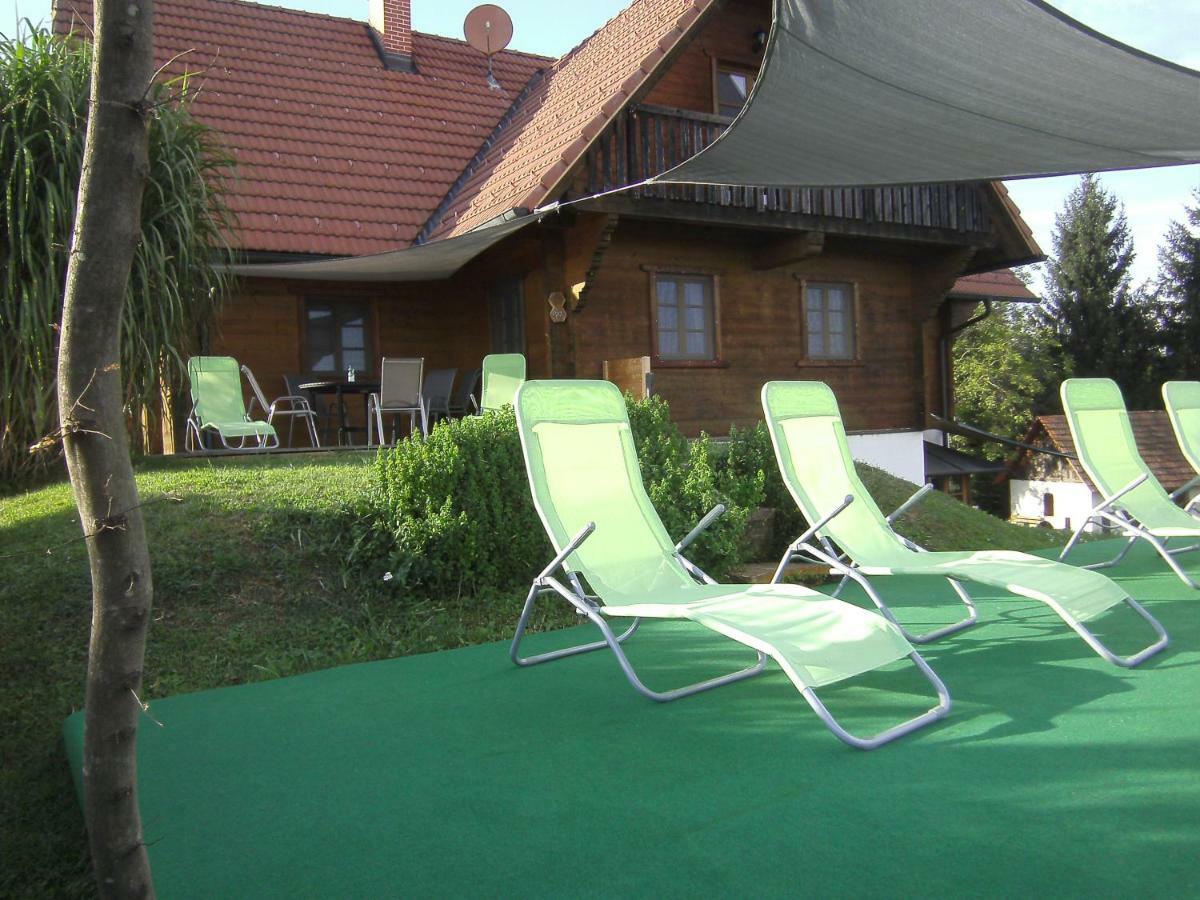Blockhaus Familie Raidl Riegersburg Exterior foto
